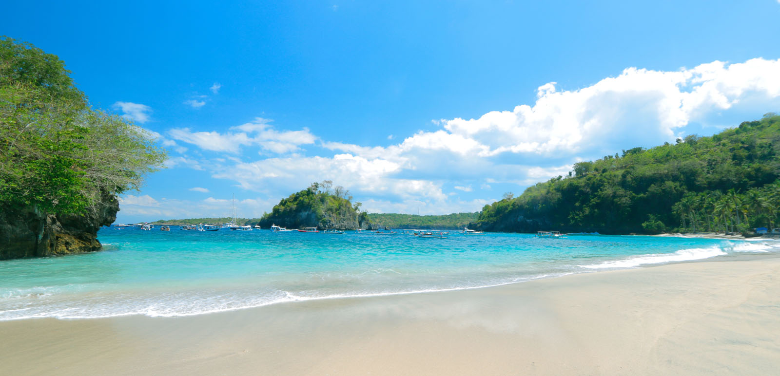 Crystal Bay Villa & Residence Nusa Penida