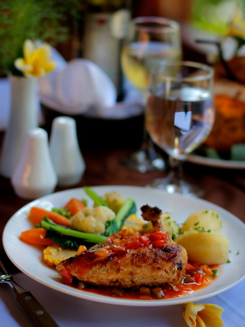 Restaurant & Bar